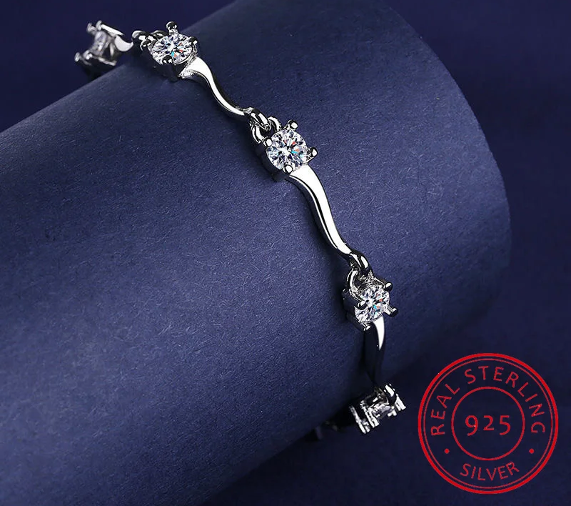 925 Sterling Silver Four-Claw Moissanite Tennis Bracelet – Elegance Redefined