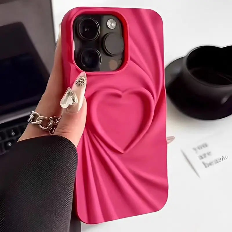 Fashion Fold Wrinkle 3D Love Heart Phone Case – Elegance Meets Protection