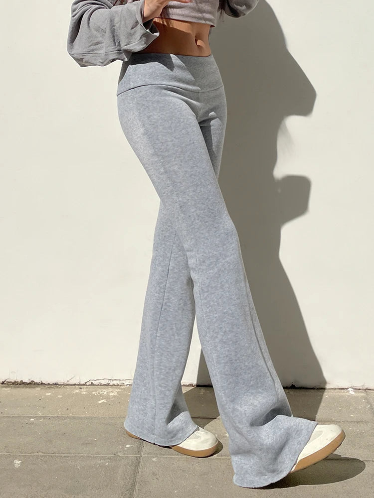 Y2K Low-Waisted Flare Pants – Trendy & Sexy Streetwear!