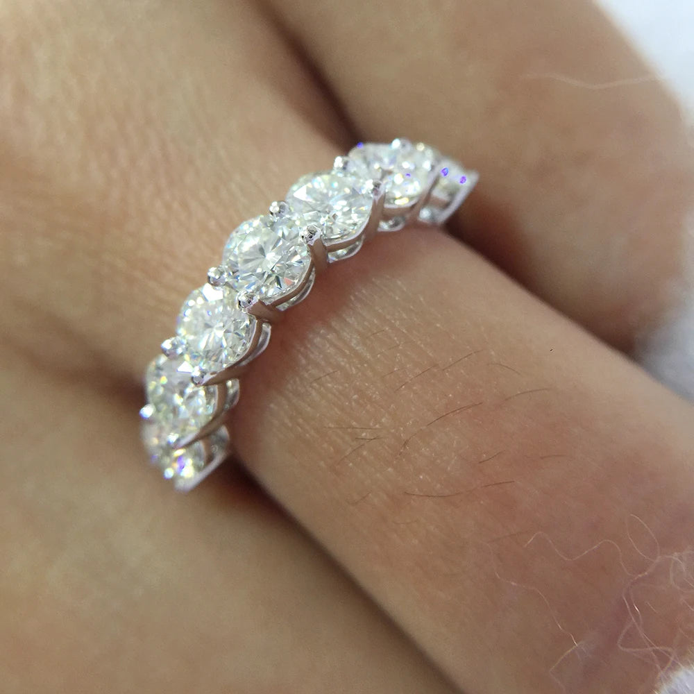 Elegant 0.7ctw 3mm Round Cut Lab Grown Diamond Band Ring in 14K White Gold