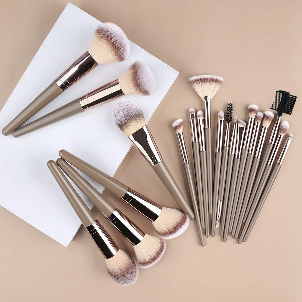 3-20Pcs Makeup Brushes