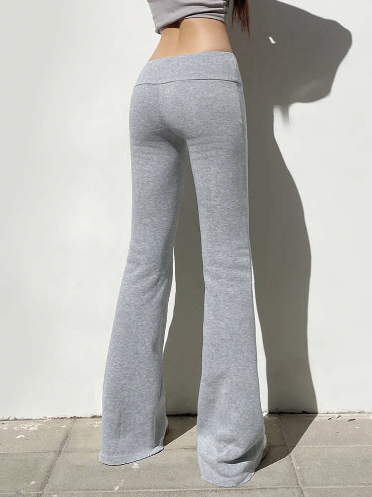 Y2K Low-Waisted Flare Pants – Trendy & Sexy Streetwear!